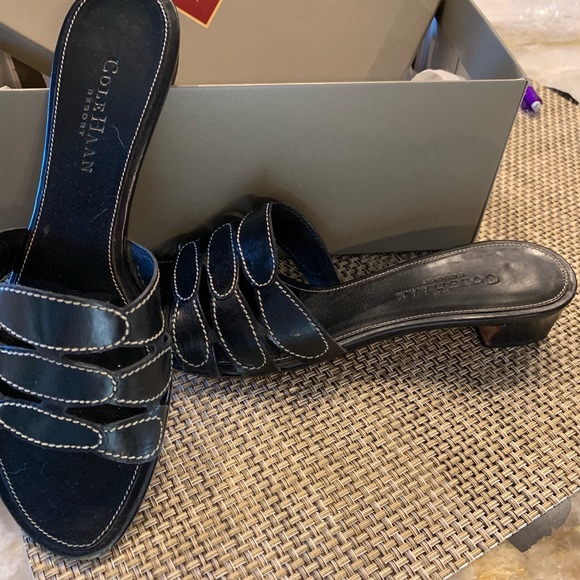Cole Haan black sandals - Picture 2 of 4